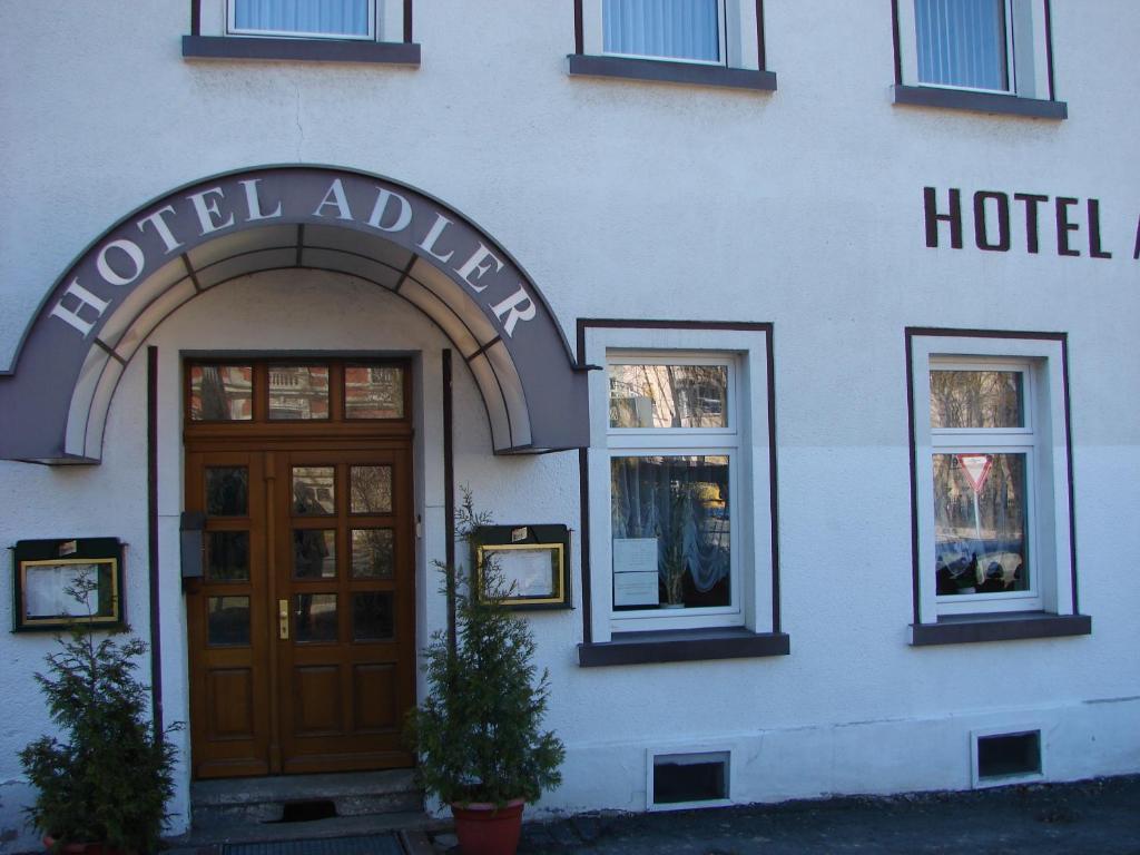 Hotel-Restaurant-Adler Reichenbach im Vogtland Eksteriør billede